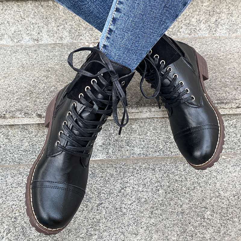 Square heel lace-up Martin boots